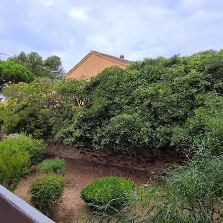 Joli T2 A Giens * Ιέρ